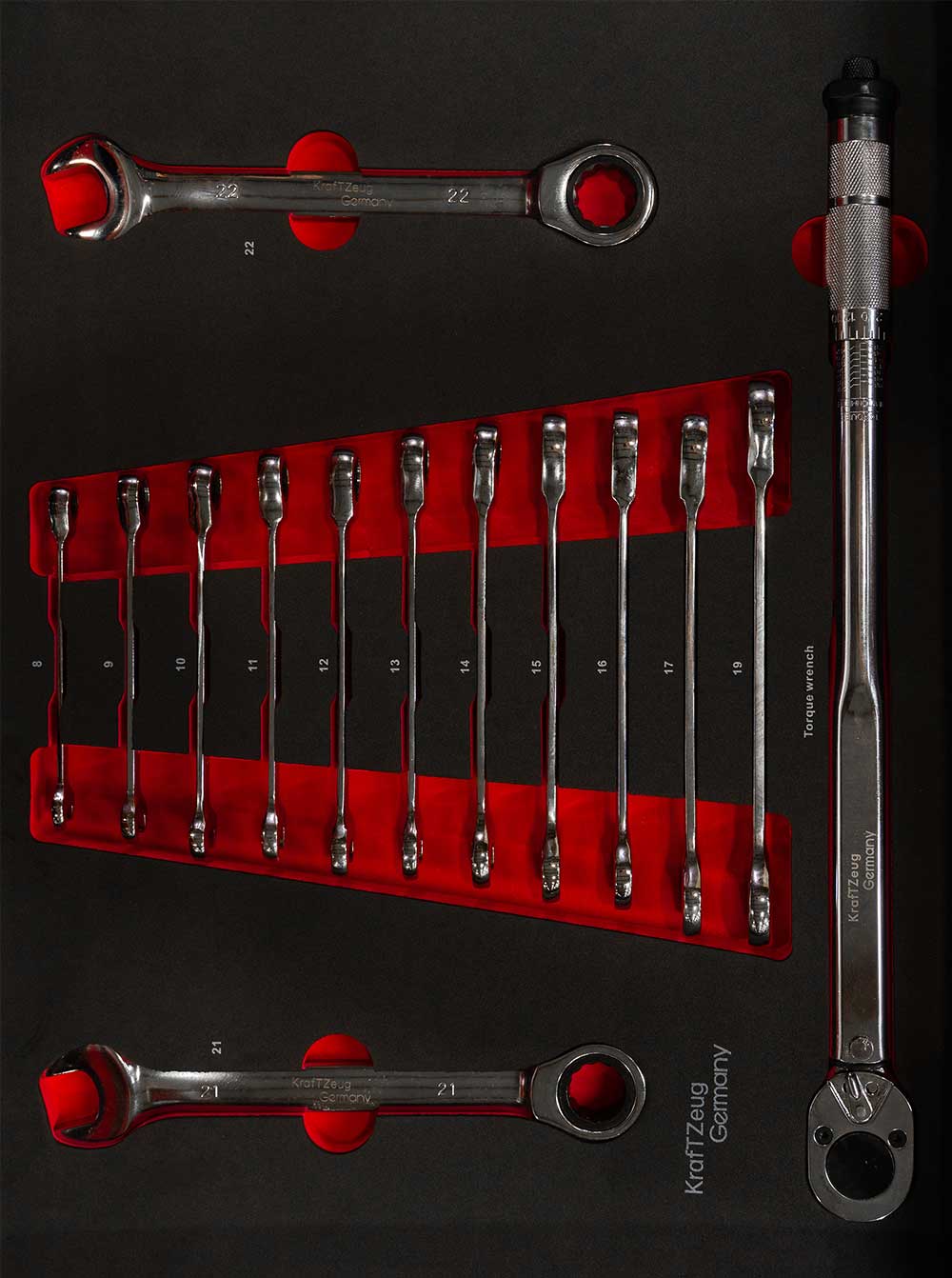 251 Piece Tool Cabinet, Red Tool Chest with 7 Drawer Tool Chest